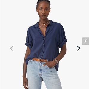 Xirena navy Channing button down shirt XS